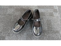dr martens school shoes size 4
